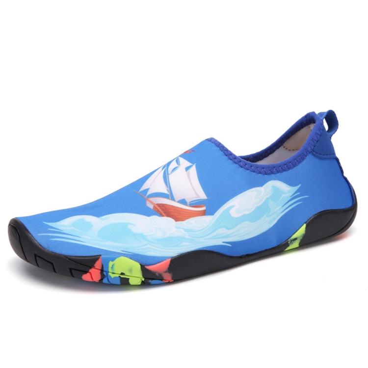 1719 Parent-child Outdoor River Hiking Anti-skid Quick Drying Shoes, Size:26(Blue)
1719 Parent-child Outdoor River Hiking Anti-skid Quick Drying Shoes, Size:26(Blue)