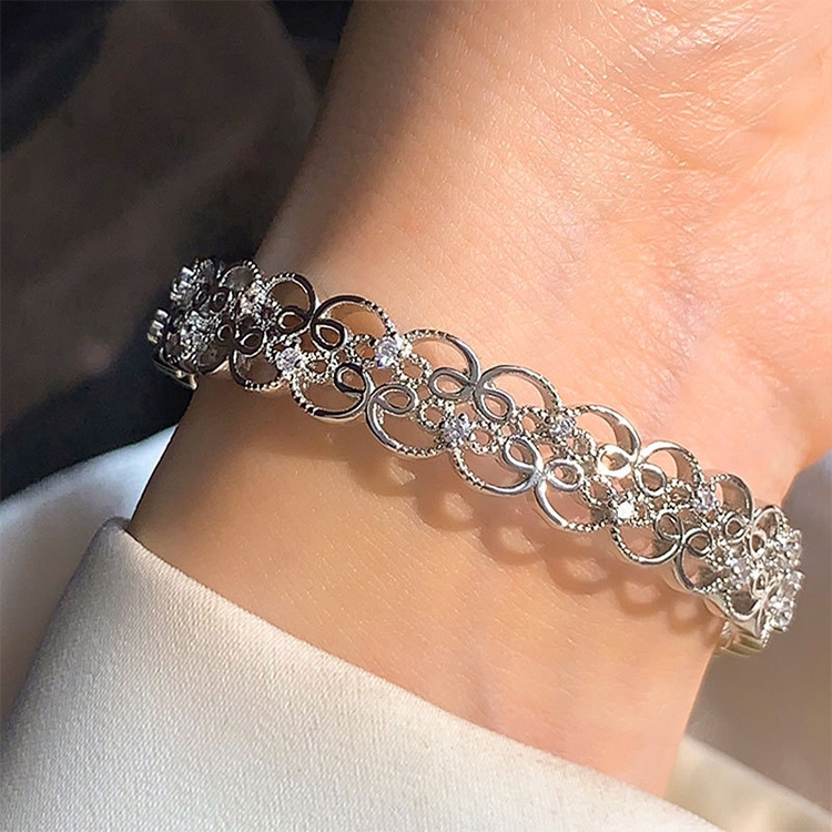 925 Sterling Silver Vintage Open Bracelet Hand Decoration, Specification:SL0529
925 Sterling Silver Vintage Open Bracelet Hand Decoration, Specification:SL0529