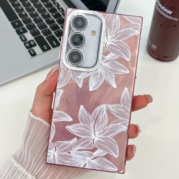 For Samsung Galaxy S25+ 5G Electroplating Flowers Plants Texture TPU Phone Case(Sketch Lily FL9)
For Samsung Galaxy S25+ 5G Electroplating Flowers Plants Texture TPU Phone Case(Sketch Lily FL9)