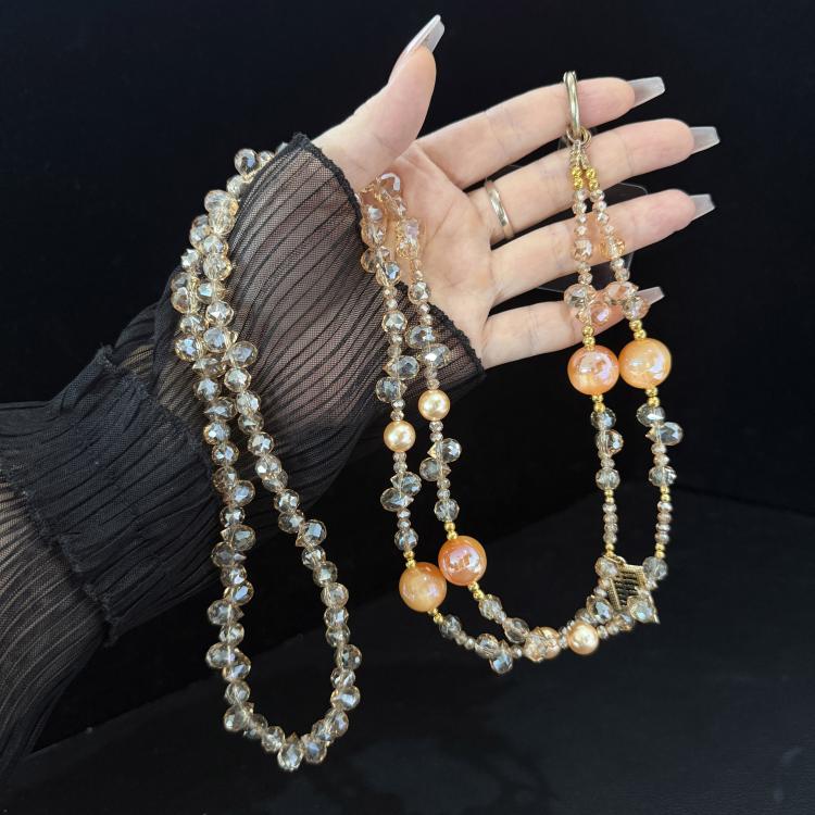 Metal Tag Iridescent Faceted Beaded Crossbody Chain(Orange)
Metal Tag Iridescent Faceted Beaded Crossbody Chain(Orange)