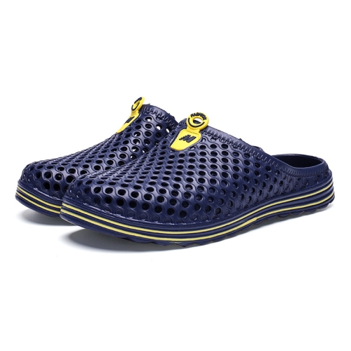 

X902 Summer Beach Shoes Non-slip Flip Llops Couple Slippers Men Hole Shoes, Size: 38(Blue)
