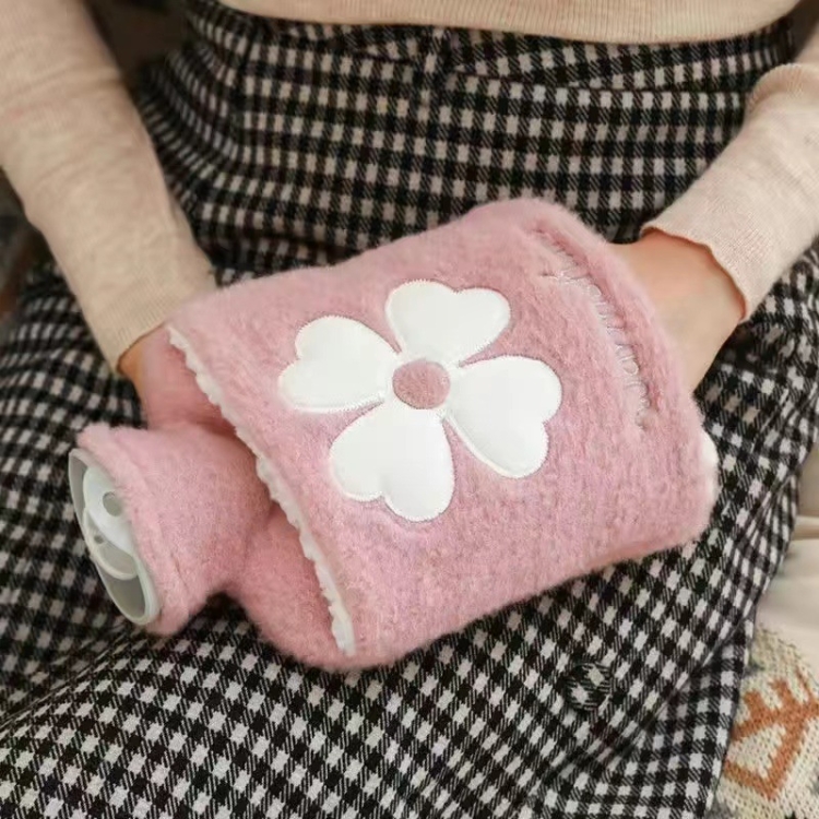 Cartoon Plush Portable Water Jection Mini Hot Water Bag, Color: 1000ML Insert Pink
Cartoon Plush Portable Water Jection Mini Hot Water Bag, Color: 1000ML Insert Pink