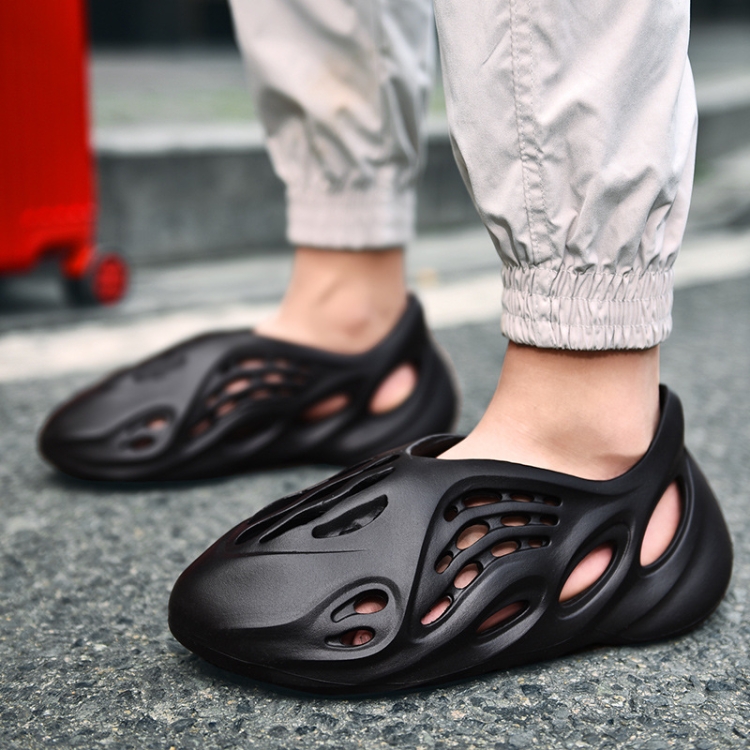 Summer Hollow Breathable Casual Sandals Outdoor Sports Beach Shoes, Size: 43(Black)
Summer Hollow Breathable Casual Sandals Outdoor Sports Beach Shoes, Size: 43(Black)