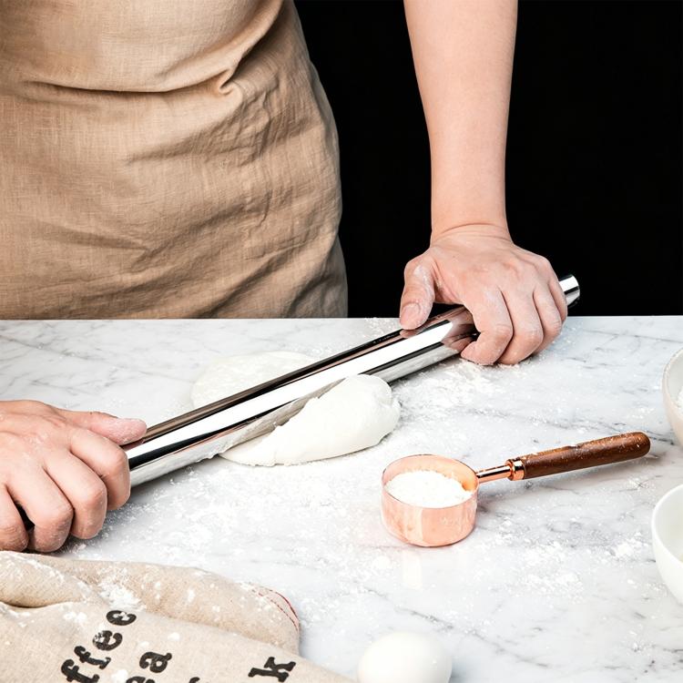 LsCook 32cm 304 Stainless Steel Sanding Rolling Pin Kitchen Baking Tool(Silver)
LsCook 32cm 304 Stainless Steel Sanding Rolling Pin Kitchen Baking Tool(Silver)