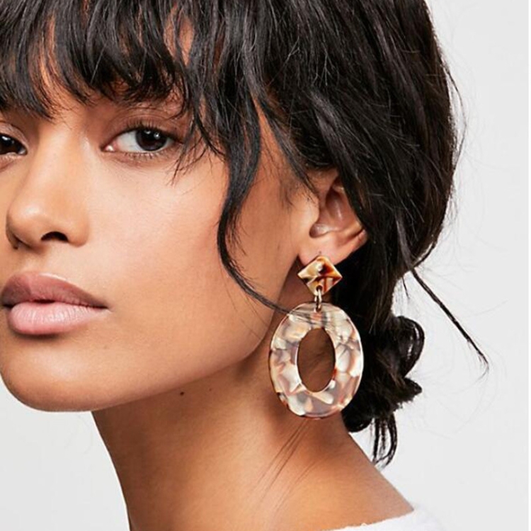 Acrylic 2025 earrings trend