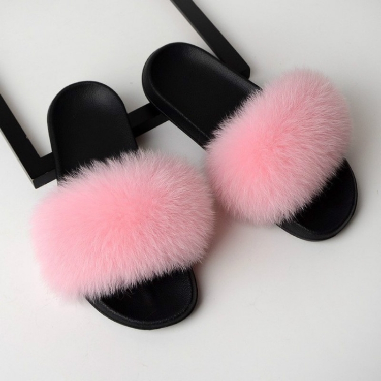 Light pink fur slides new arrivals