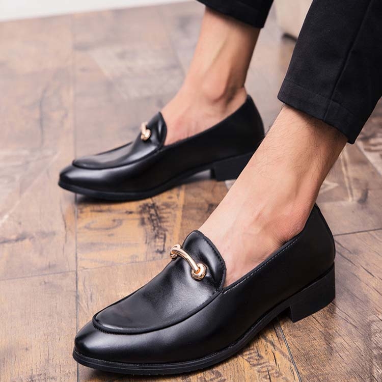 Dropship Brand Designer Shoes Mens Loafers Spring Fashion Slip On Leather  Shoes Driving Moccasin Men Soft Black Formal Dress Casual Shoes to Sell  Online at a Lower Price