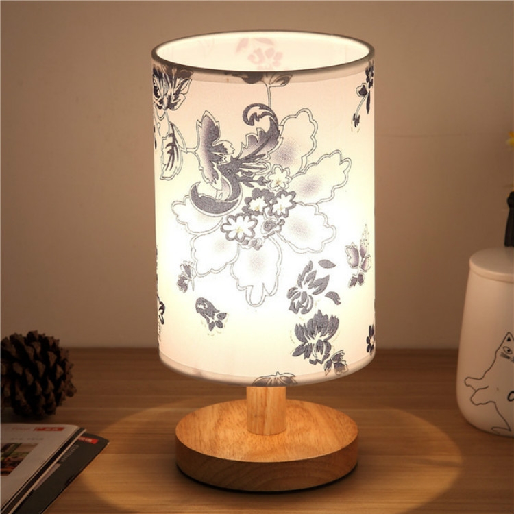 Nordic Wood Led Table Light Bedroom, Cute Table Lamps For Living Room
