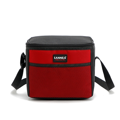 picnic 4g logo shoulder bag