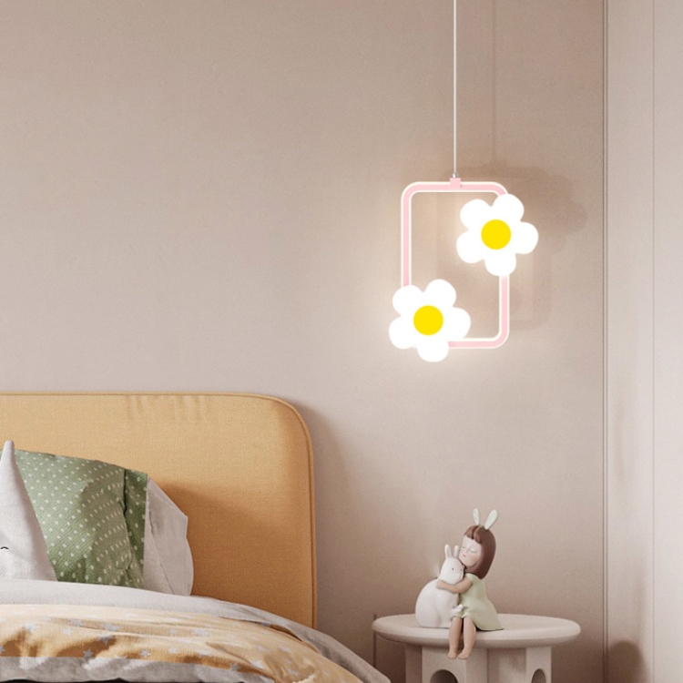 Lampadario a forma di girasole caldo sul comodino della camera dei bambini,  colore: luce bianca rosa