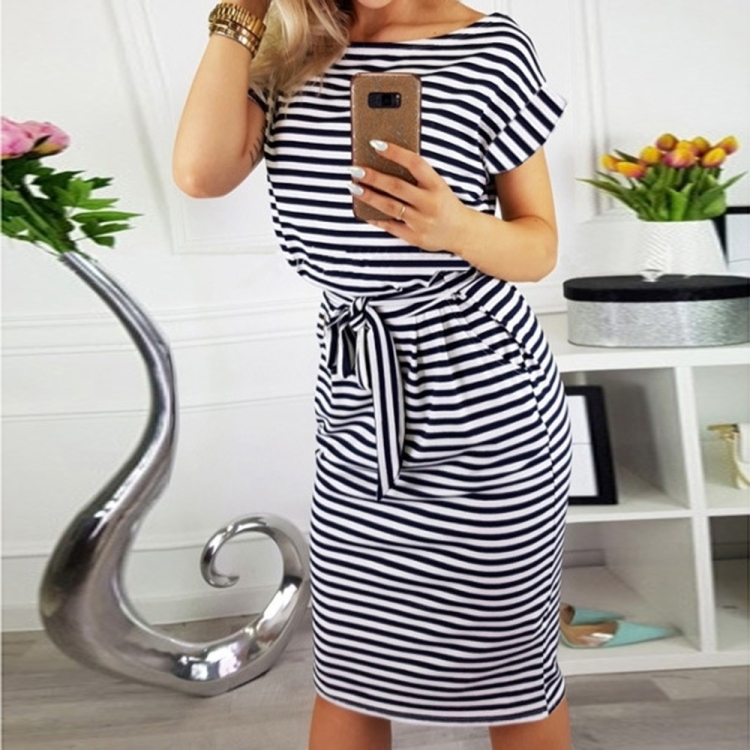 cakiesky Slimming Dresses for Curvy Women with Belly Striped Tie Cord Long  Sleeve Dresses for Graduation Ceremony, Black, Large : : Clothing,  Shoes & Accessories