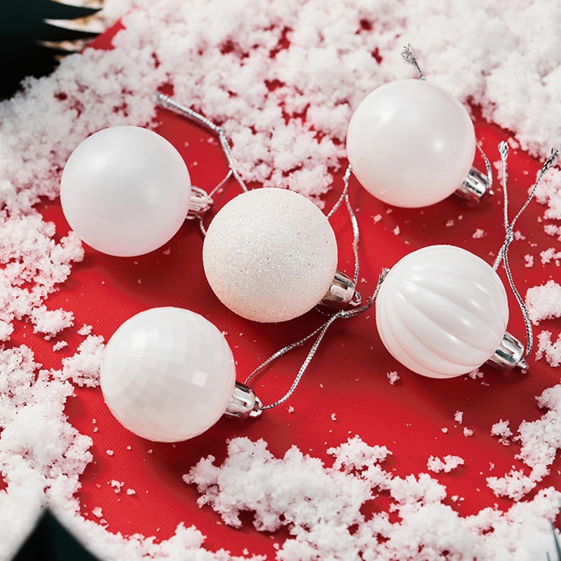 5 PCS Christmas Theme Shooting Props Christmas Balls Ornaments Jewelry Background Photography Photo Props(White) - Shopkiz.com