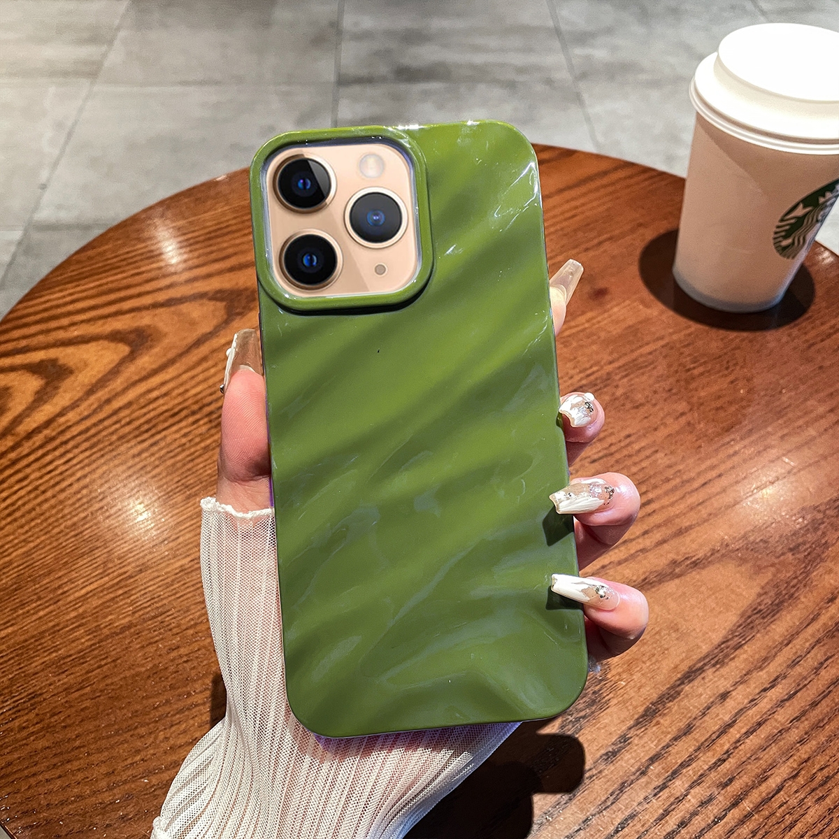 For iPhone 11 Pro Max Solid Color Wave Texture TPU Phone Case(Green) - Shopkiz.com