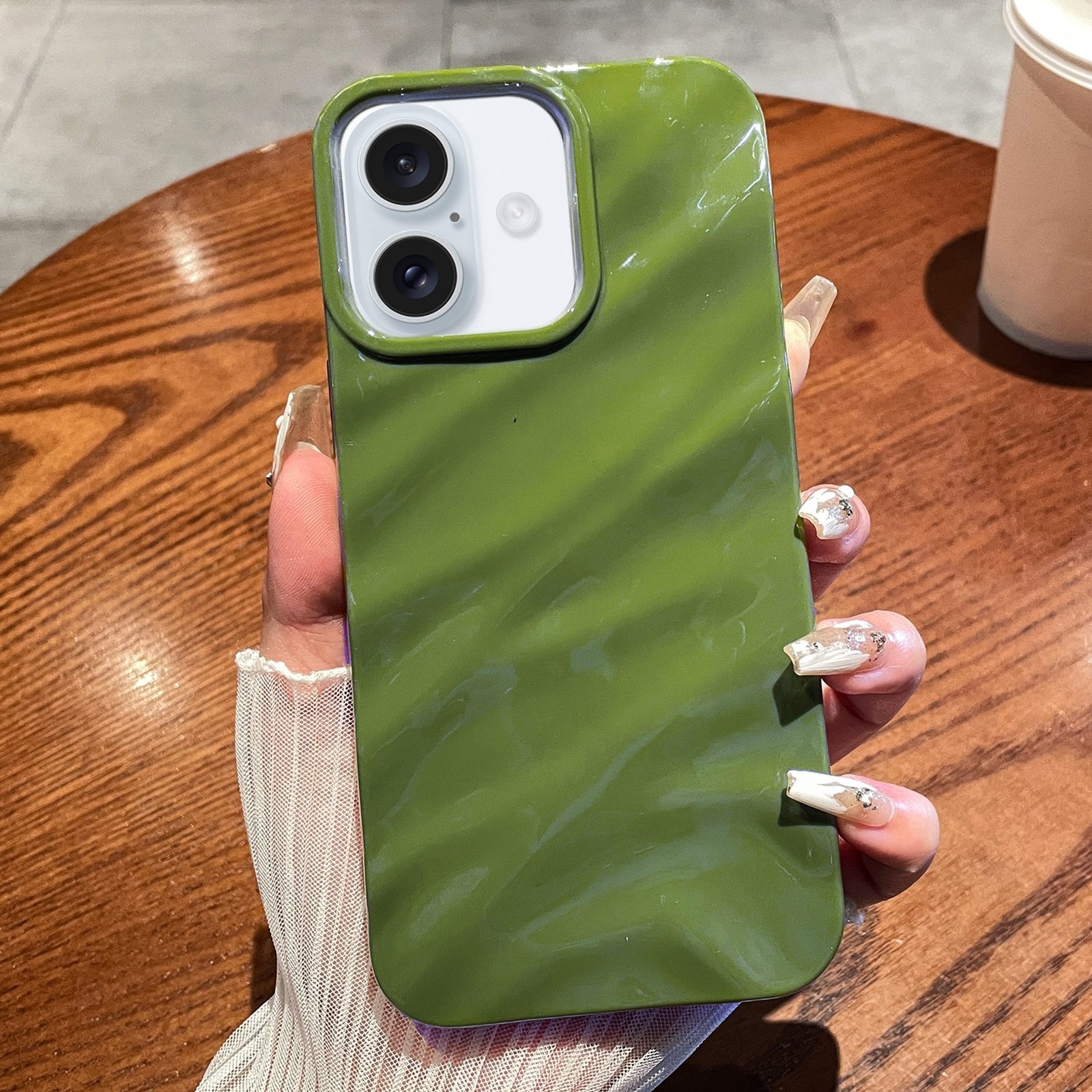 For iPhone 16 Solid Color Wave Texture TPU Phone Case(Green) - Shopkiz.com