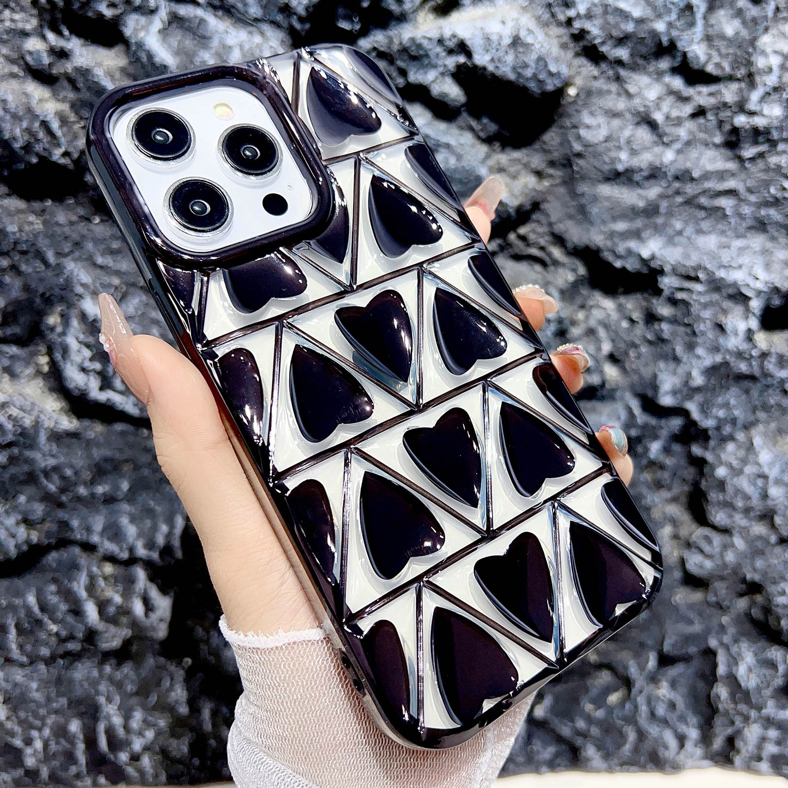 For iPhone 13 Pro Max Little Love Electroplated Phone Case(Black) - Shopkiz.com