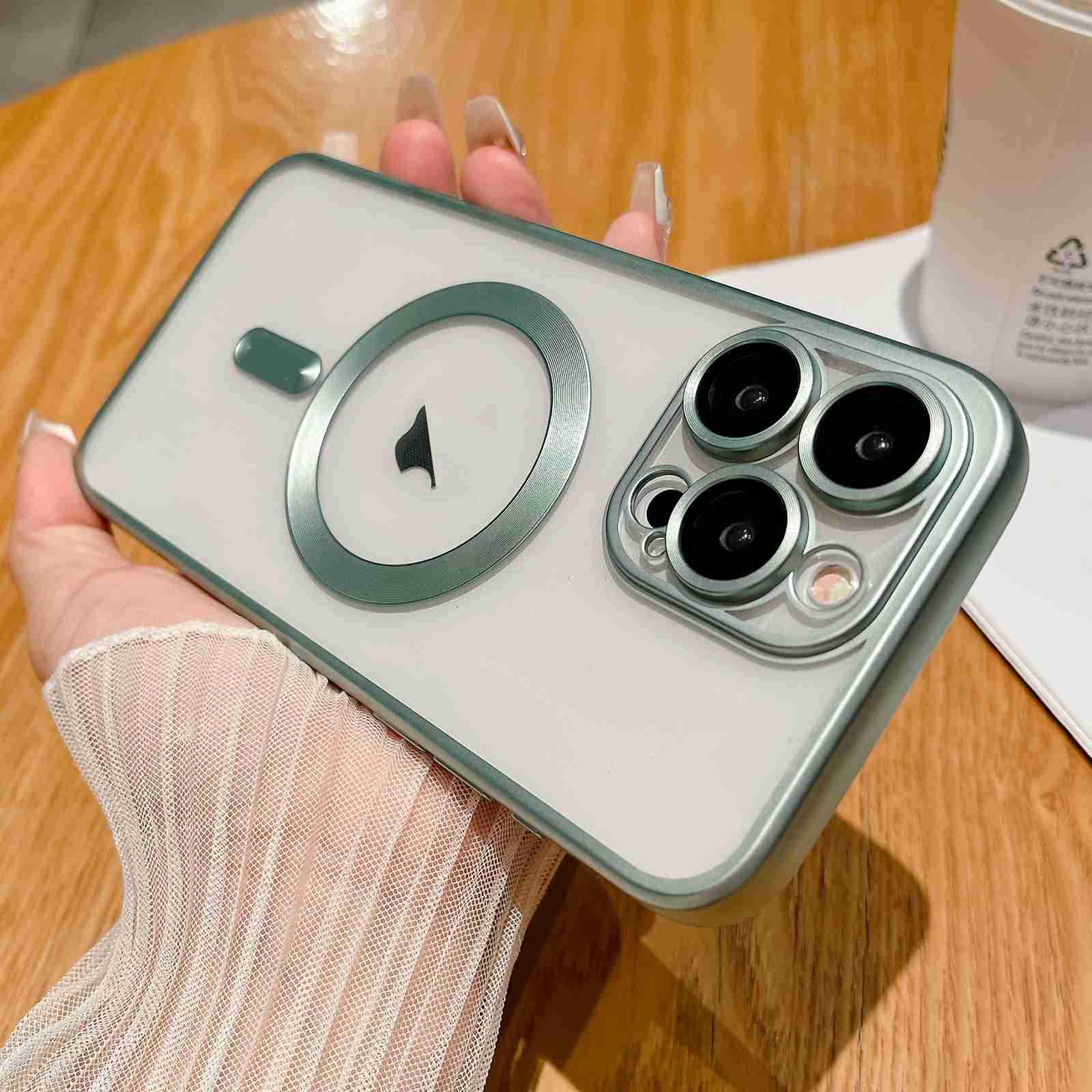For iPhone 15 Pro MagSafe Magnetic Frosted TPU Phone Case(Green) - Shopkiz.com