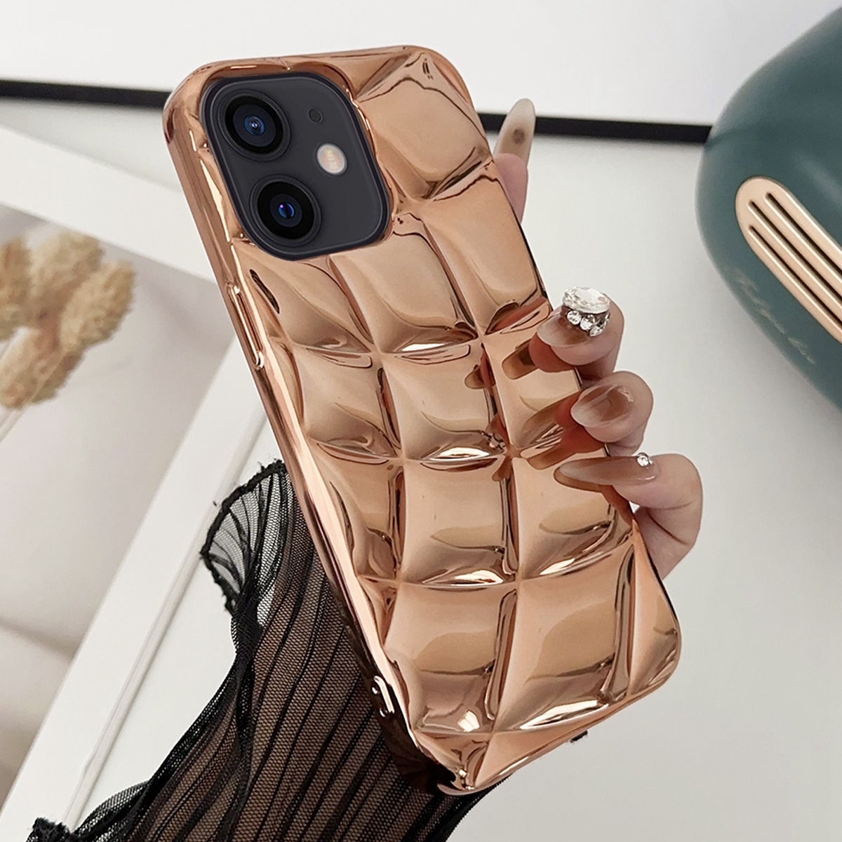 For iPhone 11 Curved Plaid Plated Metallic Paint TPU Phone Case(Gold) - Shopkiz.com
