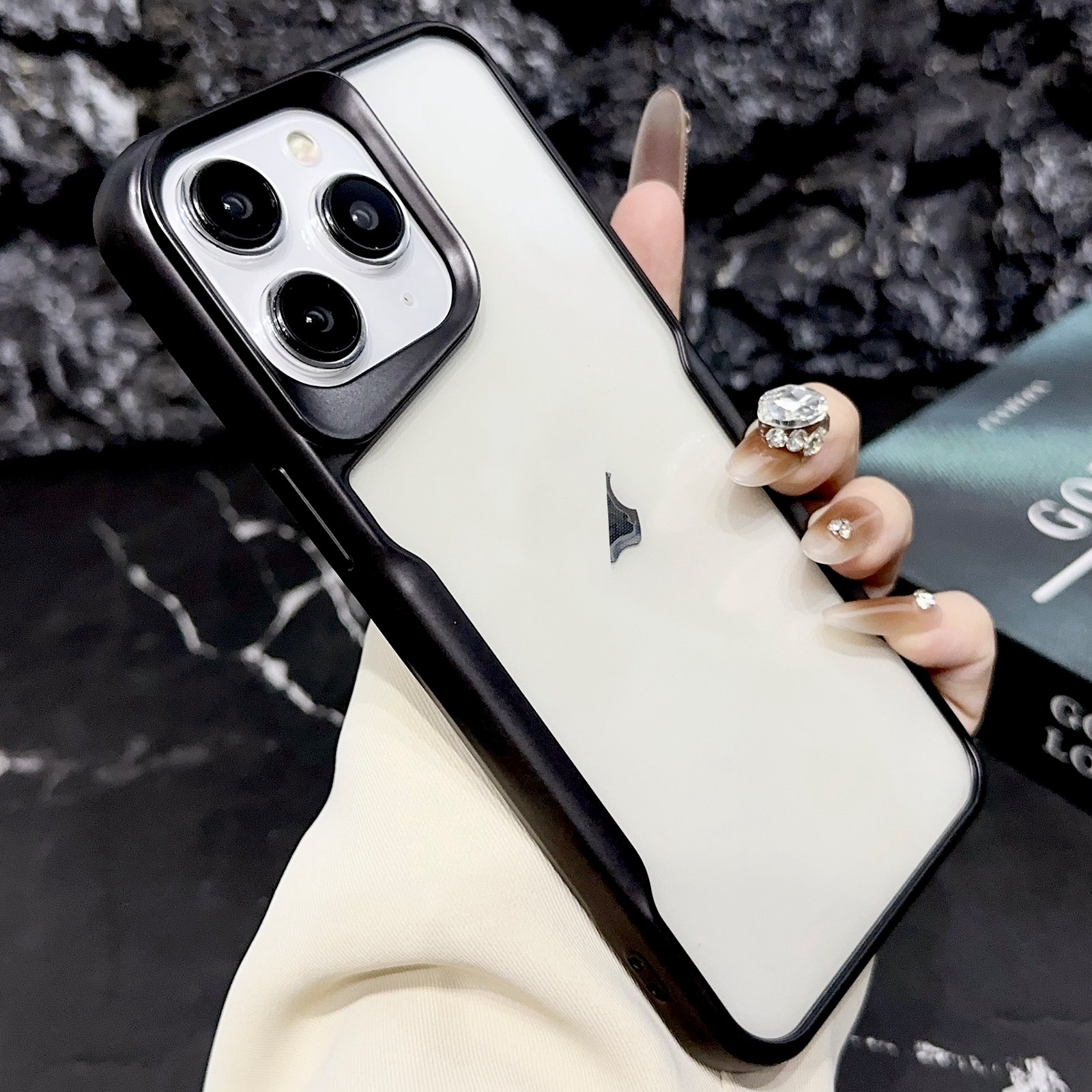 For iPhone 11 Pro Max Blade Electroplating Frosted TPU Phone Case(Black) - Shopkiz.com