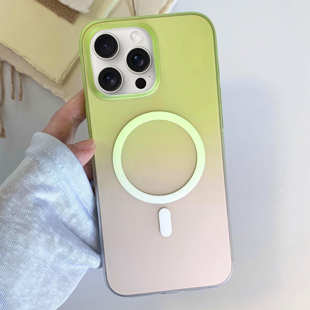 For iPhone 15 Pro Max Frosted Gradient TPU Magnetic Phone Case(Green) - Shopkiz.com