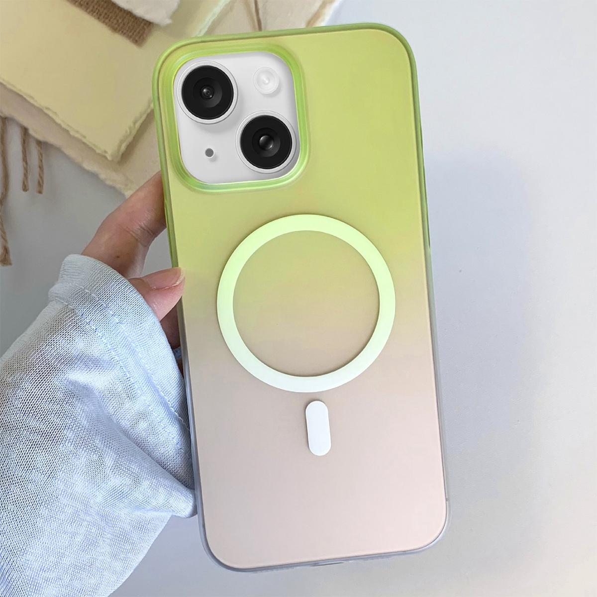 For iPhone 15 Frosted Gradient TPU Magnetic Phone Case(Green) - Shopkiz.com