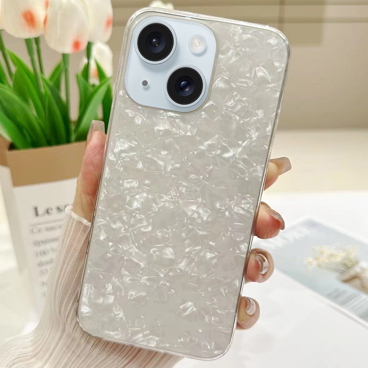 For iPhone 15 Shell Pattern TPU Protective Phone Case(White) - Shopkiz.com