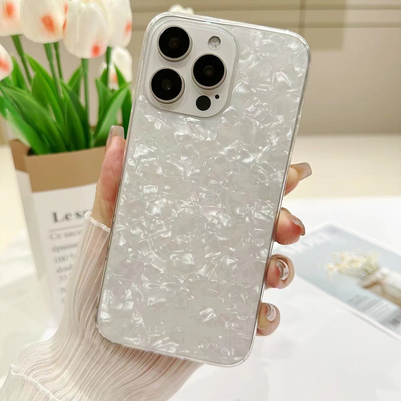 For iPhone 14 Pro Shell Pattern TPU Protective Phone Case(White) - Shopkiz.com