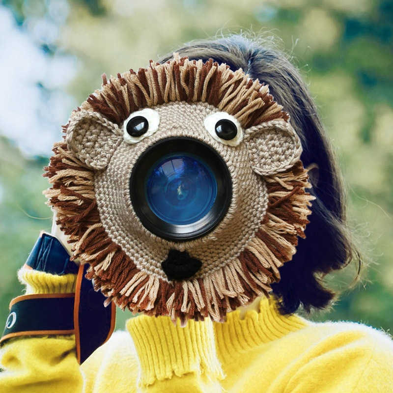 Hand-knitted Wool Camera Lens Animal Decoration Ring Baby Photo Guide Props(Khaki Lion) - Shopkiz.com