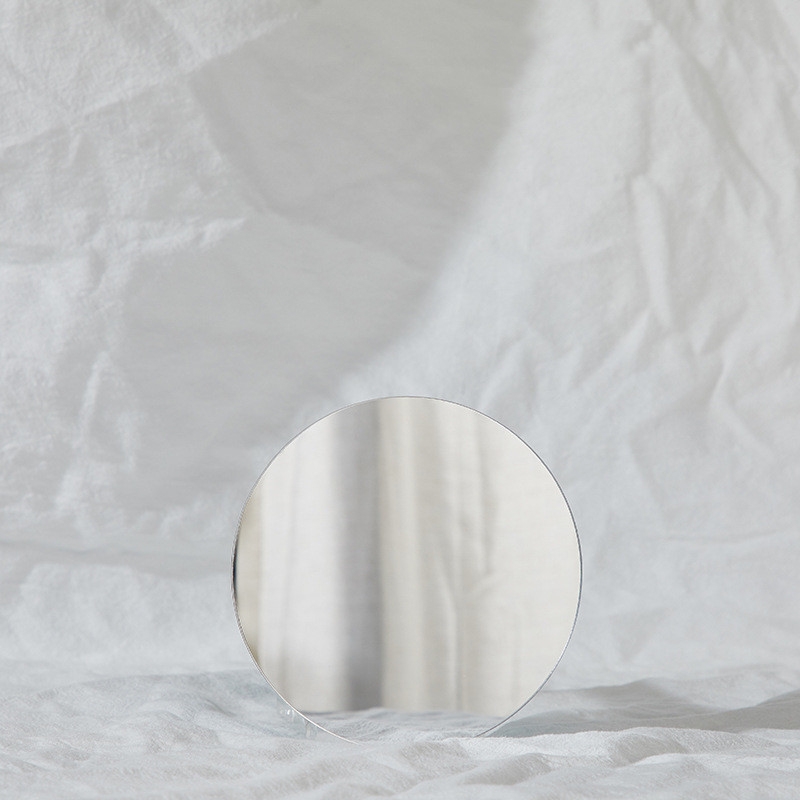 5 PCS Acrylic Geometric Mirror Reflector Photo Props Shooting Background, Colour: Round Diameter 10cm - Shopkiz.com