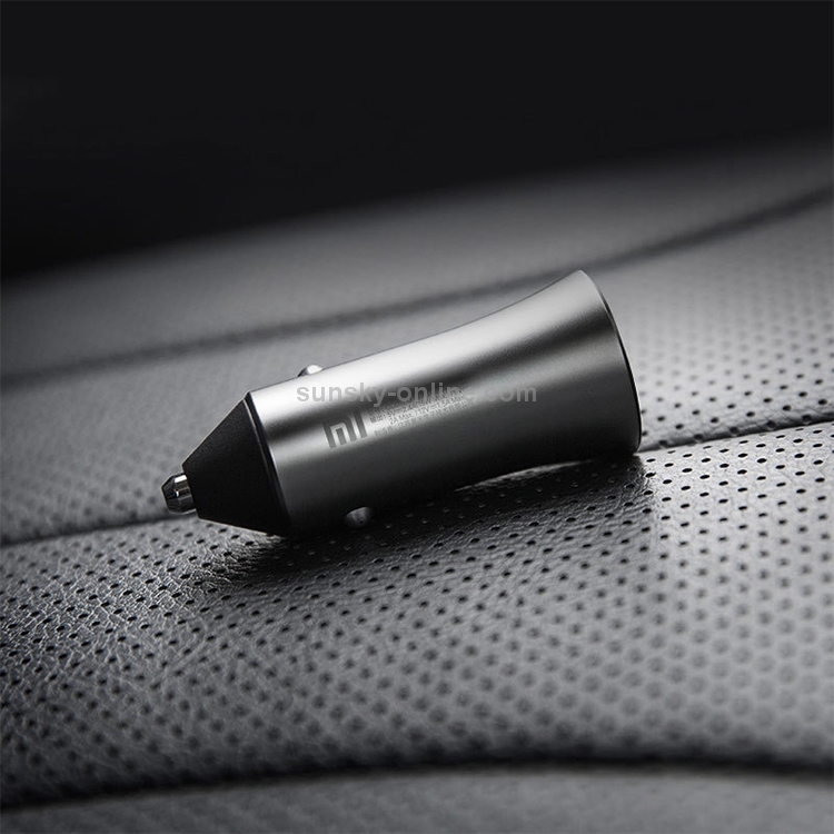 Original Xiaomi CC05ZM 18W Dual USB Ports Car Charger with LED Indicator Light Original Xiaomi CC05ZM 18W Dual USB Ports Car Charger with LED Indicator Light
