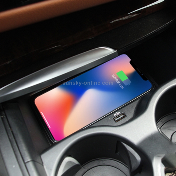 Car Qi Standard Wireless Charger 10W Quick Charging for BMW 5 Series 2018-2021, Left Driving Car Qi Standard Wireless Charger 10W Quick Charging for BMW 5 Series 2018-2021, Left Driving