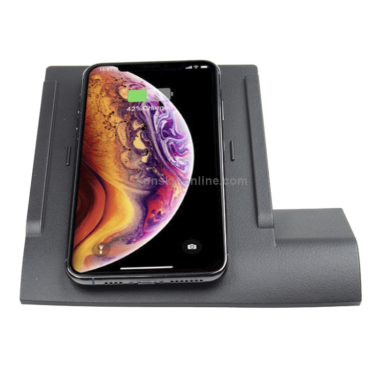 Car Qi Standard Wireless Charger 10W Quick Charging for Volkswagen Golf 7 2016-2019, Left Driving Car Qi Standard Wireless Charger 10W Quick Charging for Volkswagen Golf 7 2016-2019, Left Driving