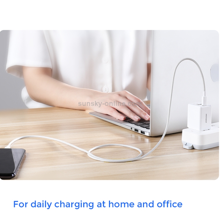 JOYROOM S-2024M5 2.4A PD USB-C / Type-C to 8 Pin Charging + Transmission Nylon Braided Data Cable, Cable Length: 2m JOYROOM S-2024M5 2.4A PD USB-C / Type-C to 8 Pin Charging + Transmission Nylon Braided Data Cable, Cable Length: 2m