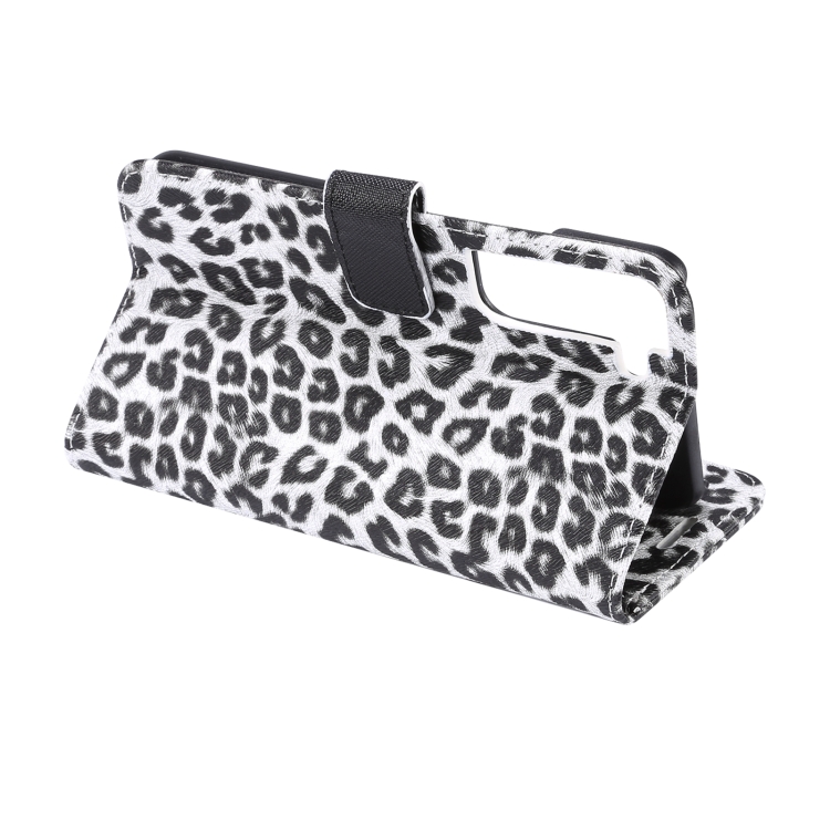 For Samsung Galaxy S22 5G Leopard Pattern Flip Leather Phone Case(White) For Samsung Galaxy S22 5G Leopard Pattern Flip Leather Phone Case(White)