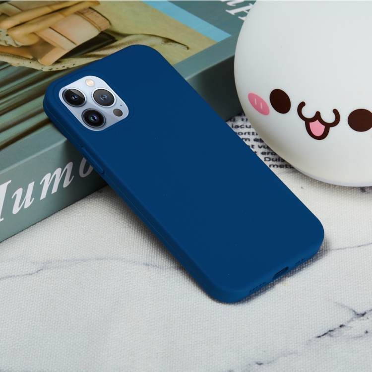 For iPhone 15 Pro Solid Color Silicone Phone Case(Cobalt Blue)
