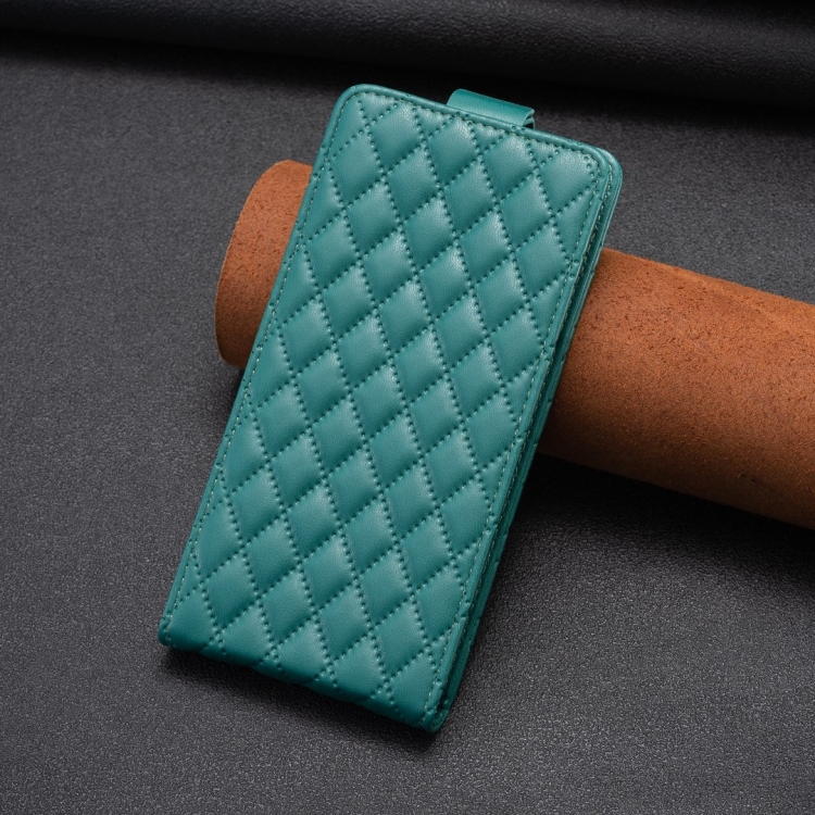 For Samsung Galaxy S20 FE Diamond Lattice Vertical Flip Leather Phone Case(Green) For Samsung Galaxy S20 FE Diamond Lattice Vertical Flip Leather Phone Case(Green)