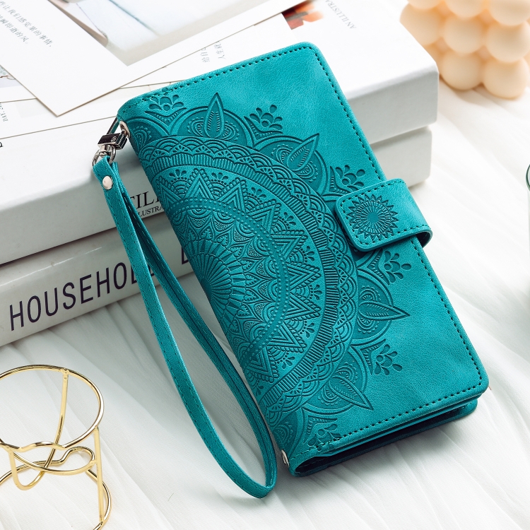 For iPhone 16 Multi-Card Totem Zipper Leather Phone Case(Green) For iPhone 16 Multi-Card Totem Zipper Leather Phone Case(Green)