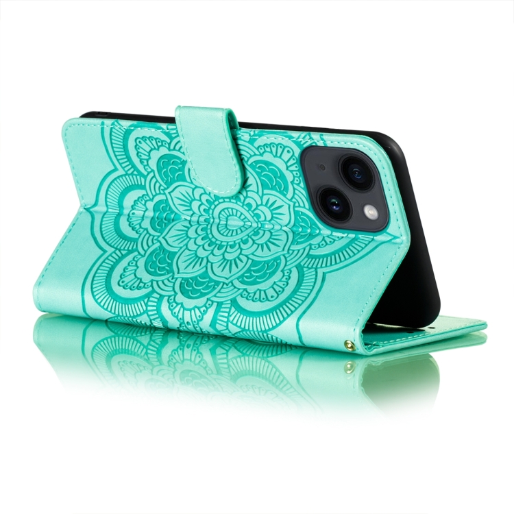 For iPhone 15 Sun Mandala Embossing Leather Phone Case(Green) For iPhone 15 Sun Mandala Embossing Leather Phone Case(Green)