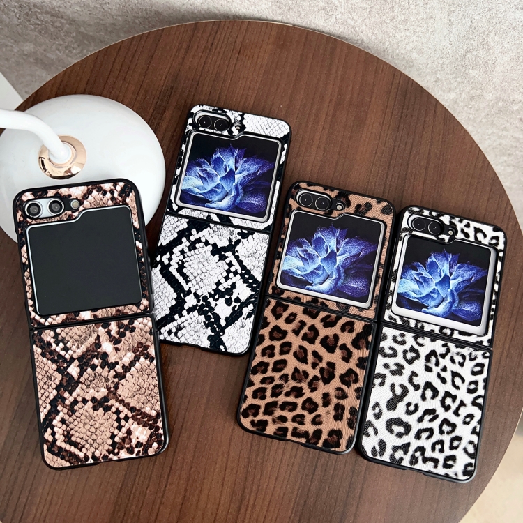 For Samsung Galaxy Z Flip5 Animal Pattern Texture Protective Phone Case(Golden Leopard Print)