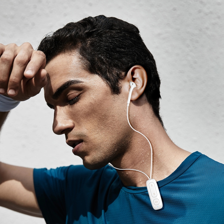 WIWU EB313 Strong Magnetic Adsorption Bluetooth Sports Earphone(White) WIWU EB313 Strong Magnetic Adsorption Bluetooth Sports Earphone(White)