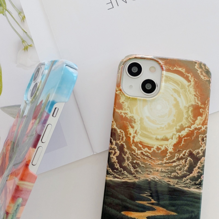 For iPhone 15 Pro Max Varnishing Water Stick PC Phone Case(Small Chrysanthemum) For iPhone 15 Pro Max Varnishing Water Stick PC Phone Case(Small Chrysanthemum)