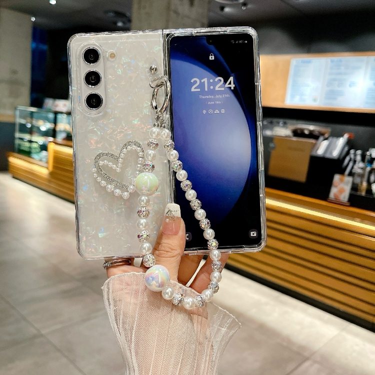 For Samsung Galaxy Z Fold5 Pearlescent Shell Texture Heart Pattern Phone Case with Bracelet(Pink) For Samsung Galaxy Z Fold5 Pearlescent Shell Texture Heart Pattern Phone Case with Bracelet(Pink)