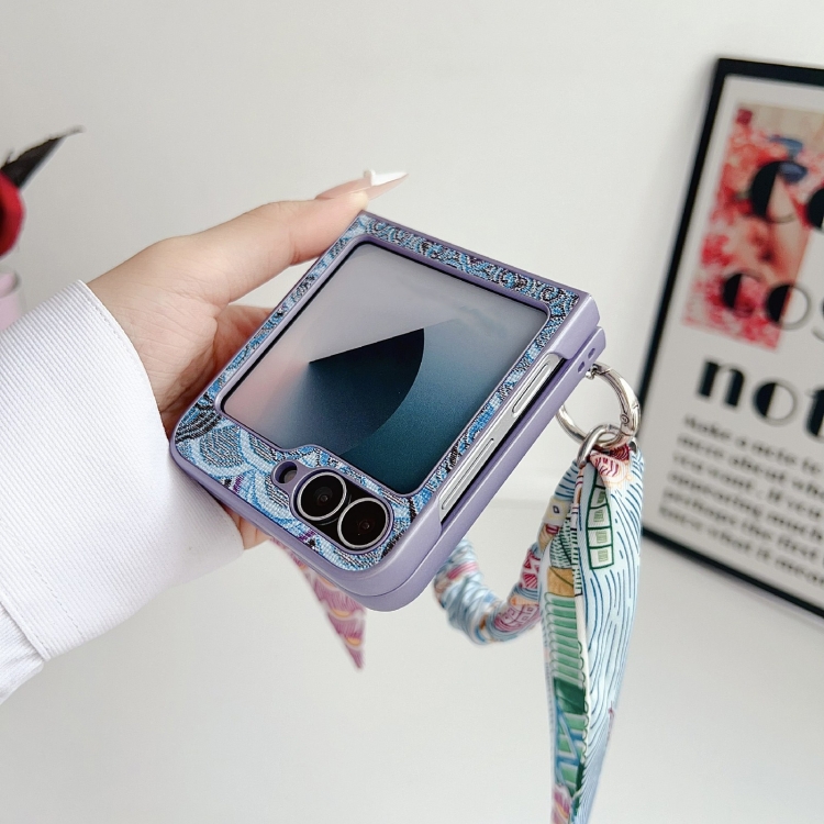For Samsung Galaxy Z Flip6 Propitious Clouds Embroidery Full Coverage Phone Case with Scarf / Bracelet(Green) For Samsung Galaxy Z Flip6 Propitious Clouds Embroidery Full Coverage Phone Case with Scarf / Bracelet(Green)