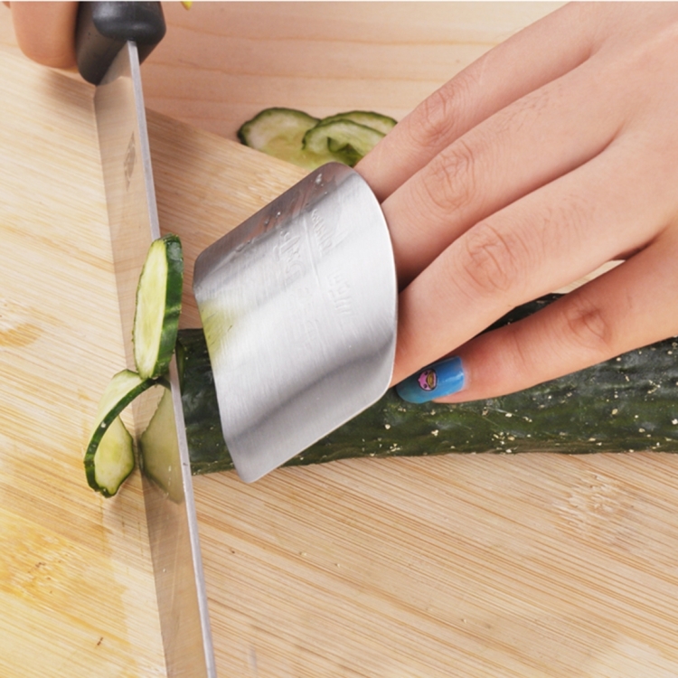 Acquista Utensile da cucina per protezione delle dita delle verdure da  taglio in acciaio inossidabile da 2 pezzi