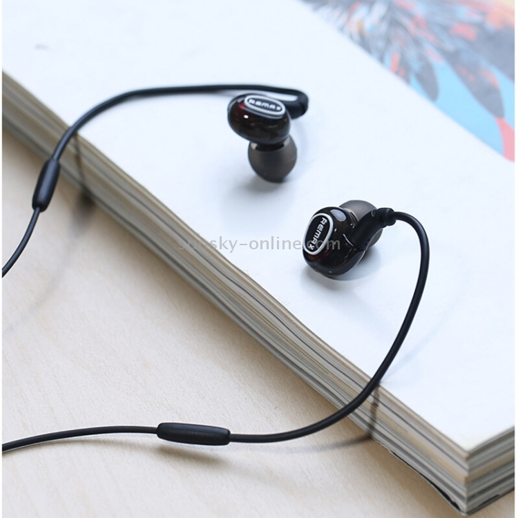 Remax S1Pro 3.5mm In-Ear Wired Sports Stereo Earphones with Mic Remax S1Pro 3.5mm In-Ear Wired Sports Stereo Earphones with Mic