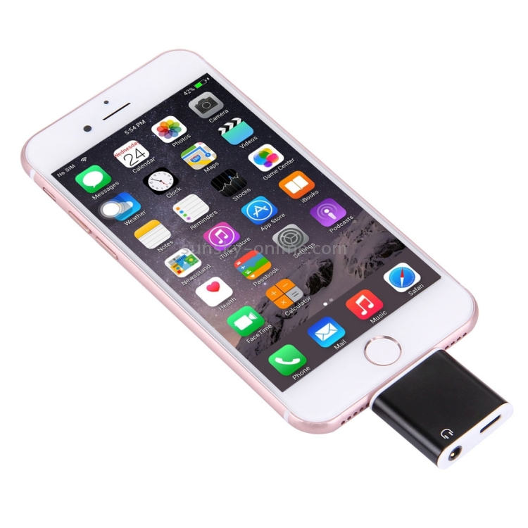 Aluminum Shell 8 Pin to 3.5mm Jack Audio & 8 Pin Charger Adapter Aluminum Shell 8 Pin to 3.5mm Jack Audio & 8 Pin Charger Adapter