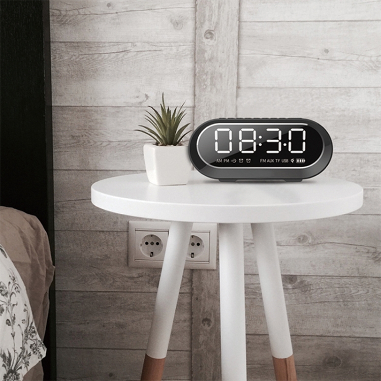 EBS-028 Wireless Charging Bluetooth Speaker Bluetooth 5.0 (Black) EBS-028 Wireless Charging Bluetooth Speaker Bluetooth 5.0 (Black)