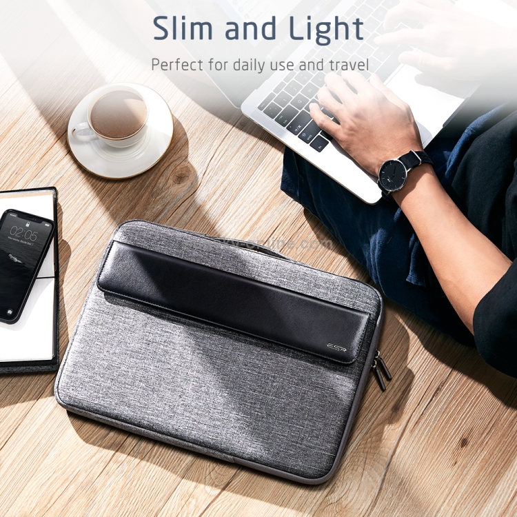 ESR 13 inch Magnetic Locking Pocket Design Water Resistant Sleeve Bag ESR 13 inch Magnetic Locking Pocket Design Water Resistant Sleeve Bag
