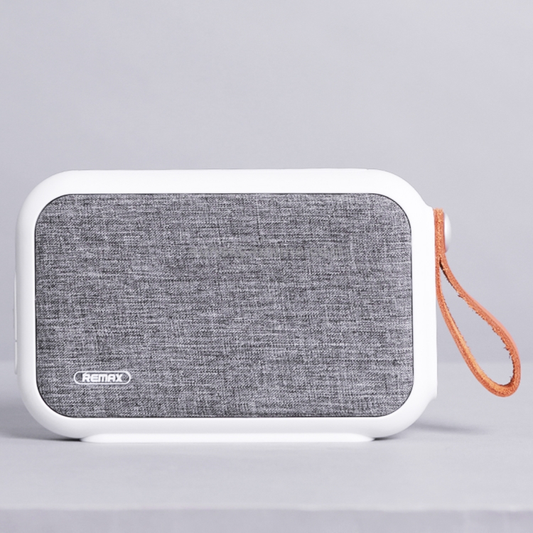 REMAX Portable Music Playback Fabric IPX5 Waterproof Bluetooth Speaker REMAX Portable Music Playback Fabric IPX5 Waterproof Bluetooth Speaker