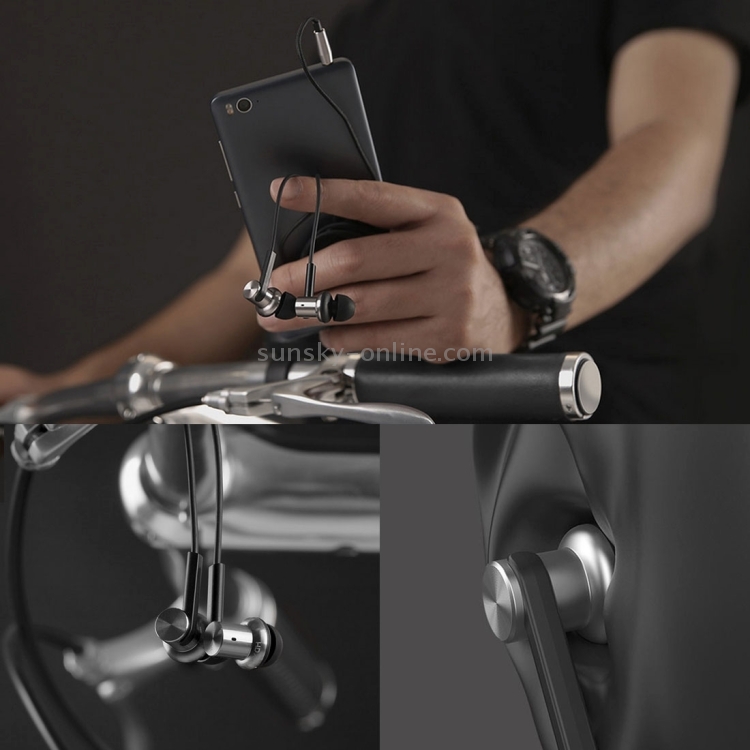 Original Xiaomi Mi In-Ear Headphones Multi-unit Circle Iron Mixed Piston Wire Control + MIC Original Xiaomi Mi In-Ear Headphones Multi-unit Circle Iron Mixed Piston Wire Control + MIC