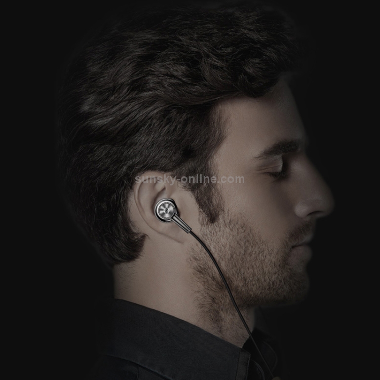 TOTUDESIGN EAUA-019 3.5mm Jack Wire Control Earphone, Support Call, Length: 1.2m(Black) TOTUDESIGN EAUA-019 3.5mm Jack Wire Control Earphone, Support Call, Length: 1.2m(Black)